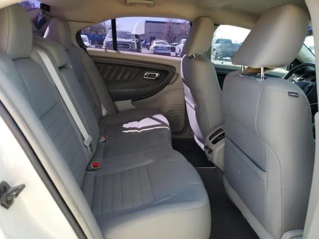 2011 FORD TAURUS SE