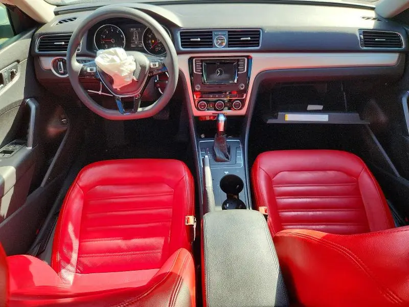 2017 VOLKSWAGEN PASSAT S  