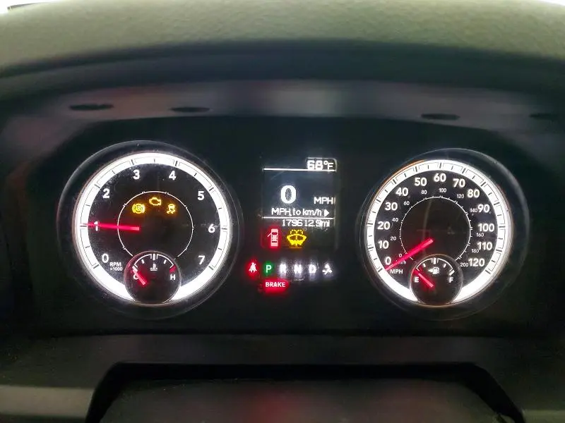 2014 RAM 1500 ST  