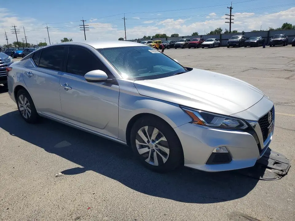 2020 NISSAN ALTIMA S  