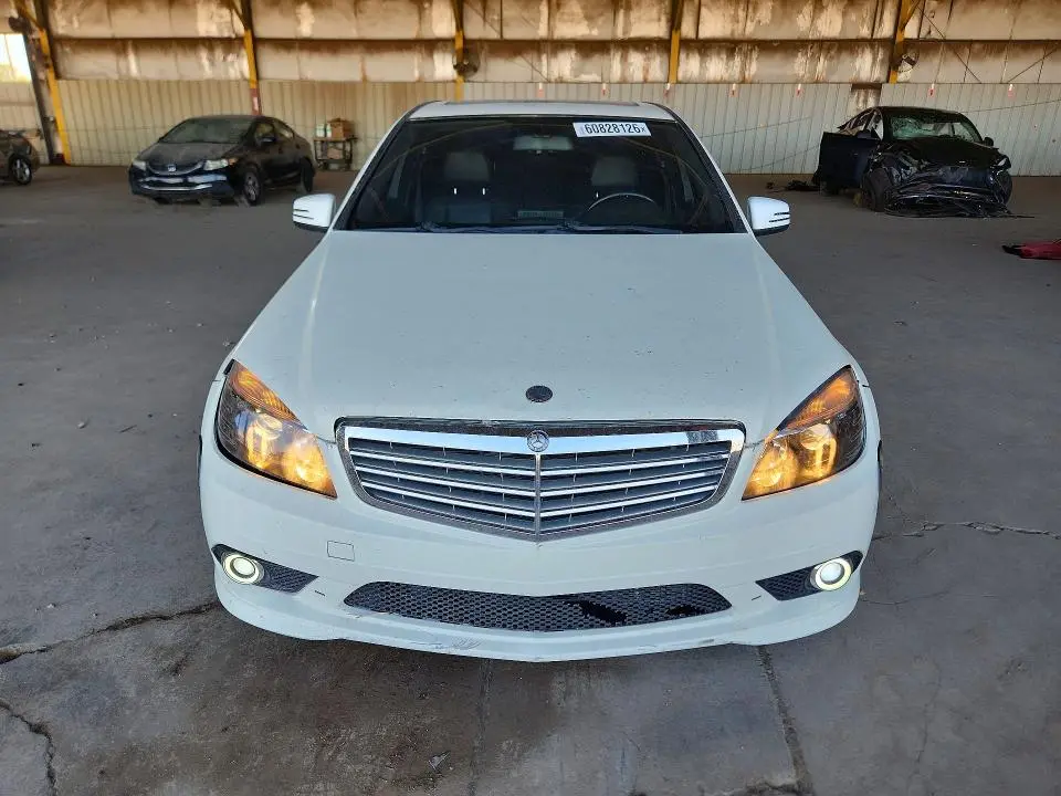 2011 MERCEDES-BENZ C 300  