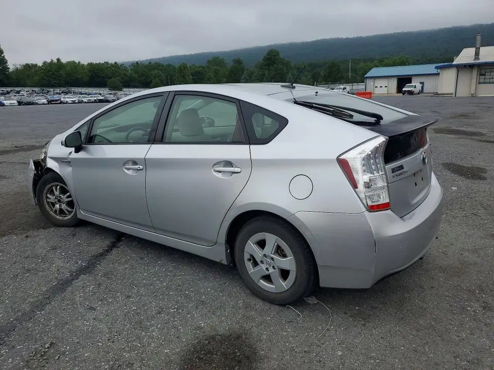 2011 TOYOTA PRIUS   
