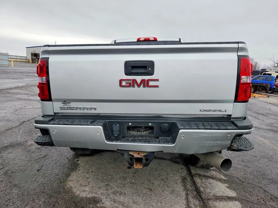 2018 GMC SIERRA K2500 DENALI  