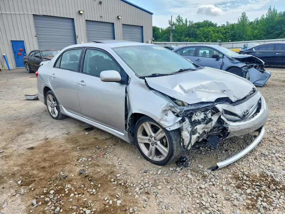 2013 TOYOTA COROLLA S  