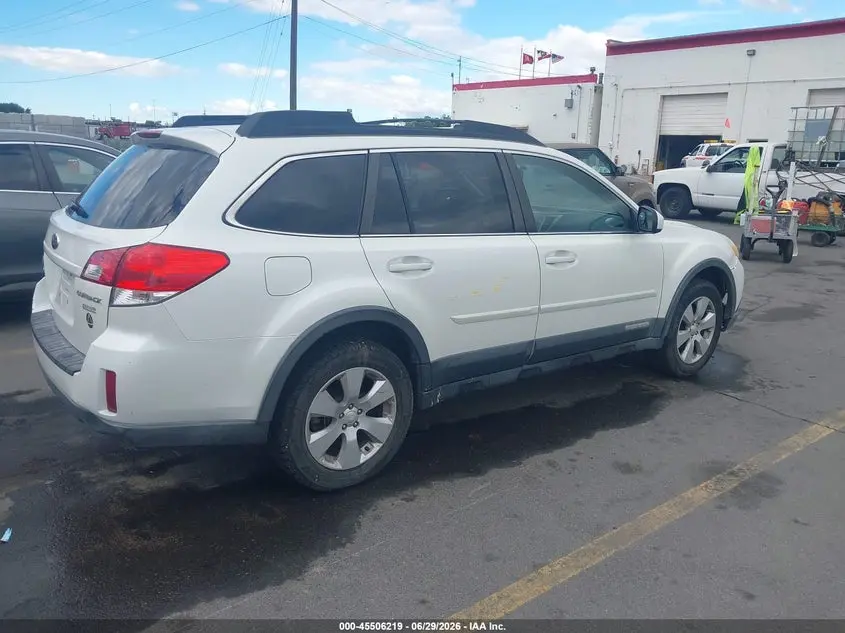 2011 SUBARU OUTBACK 2.5I PREMIUM