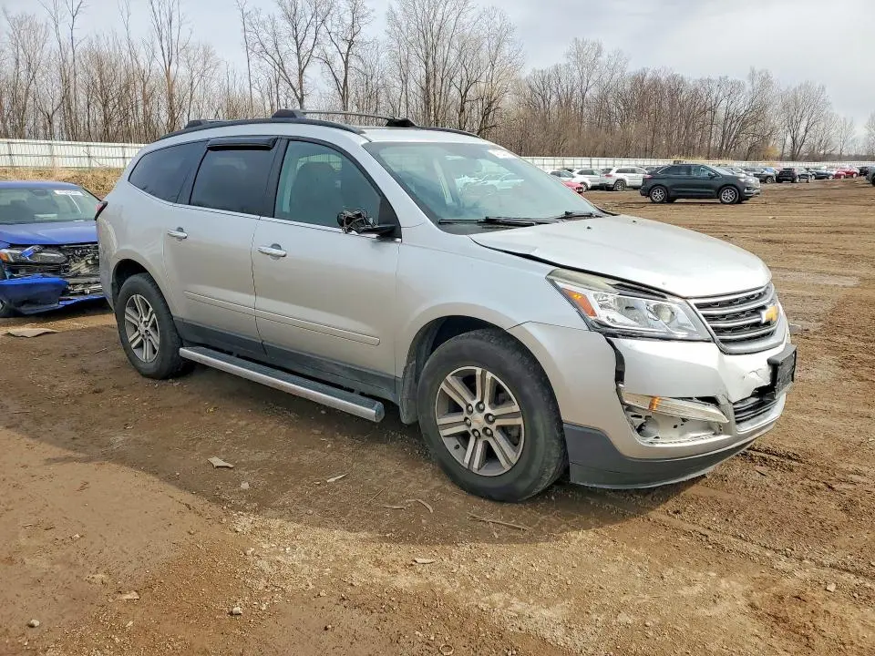 2017 CHEVROLET TRAVERSE LT  