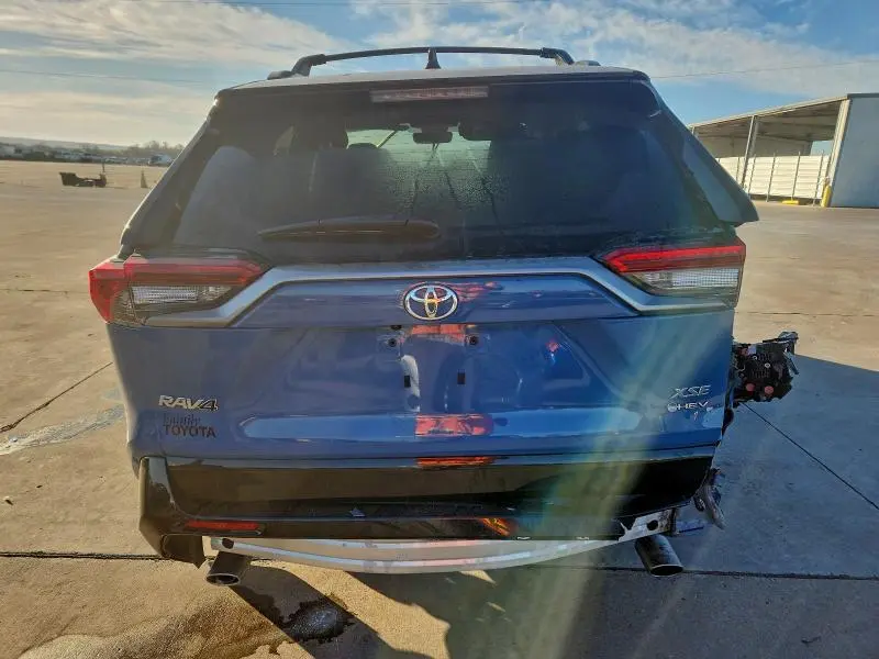 2025 TOYOTA RAV4 XSE  