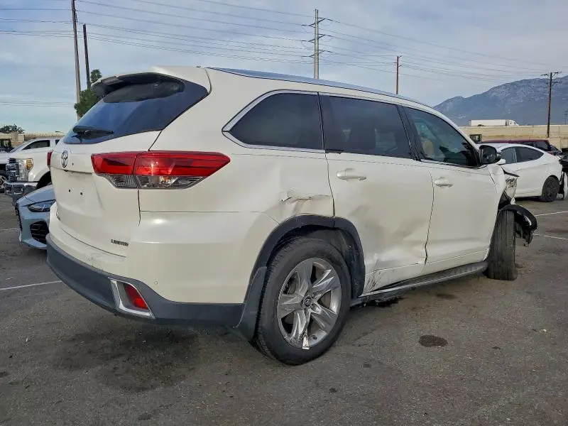 2019 TOYOTA HIGHLANDER LIMITED  