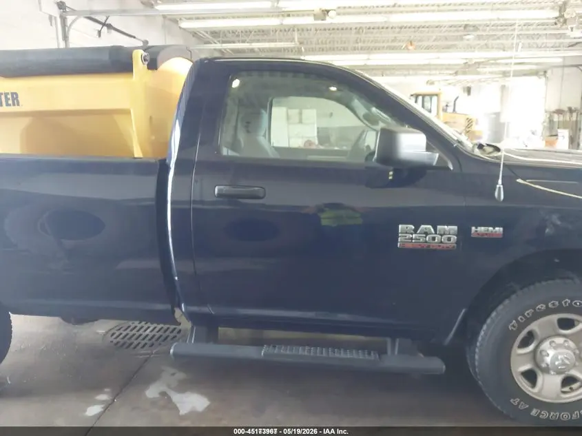 2018 RAM 2500 TRADESMAN  4X4 8' BOX