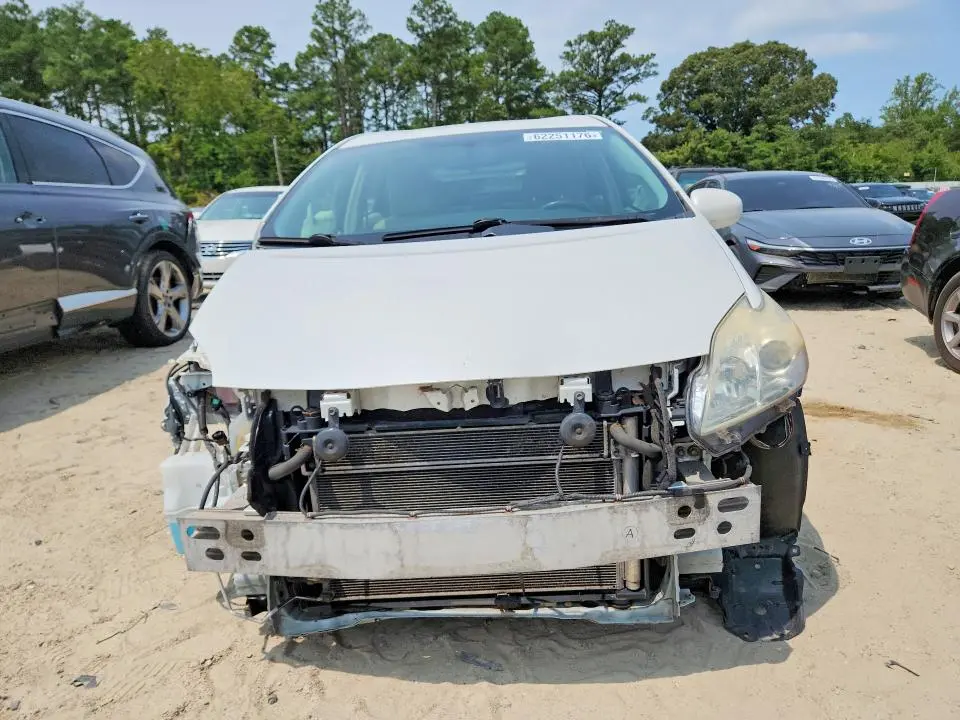 2013 TOYOTA PRIUS TWO  
