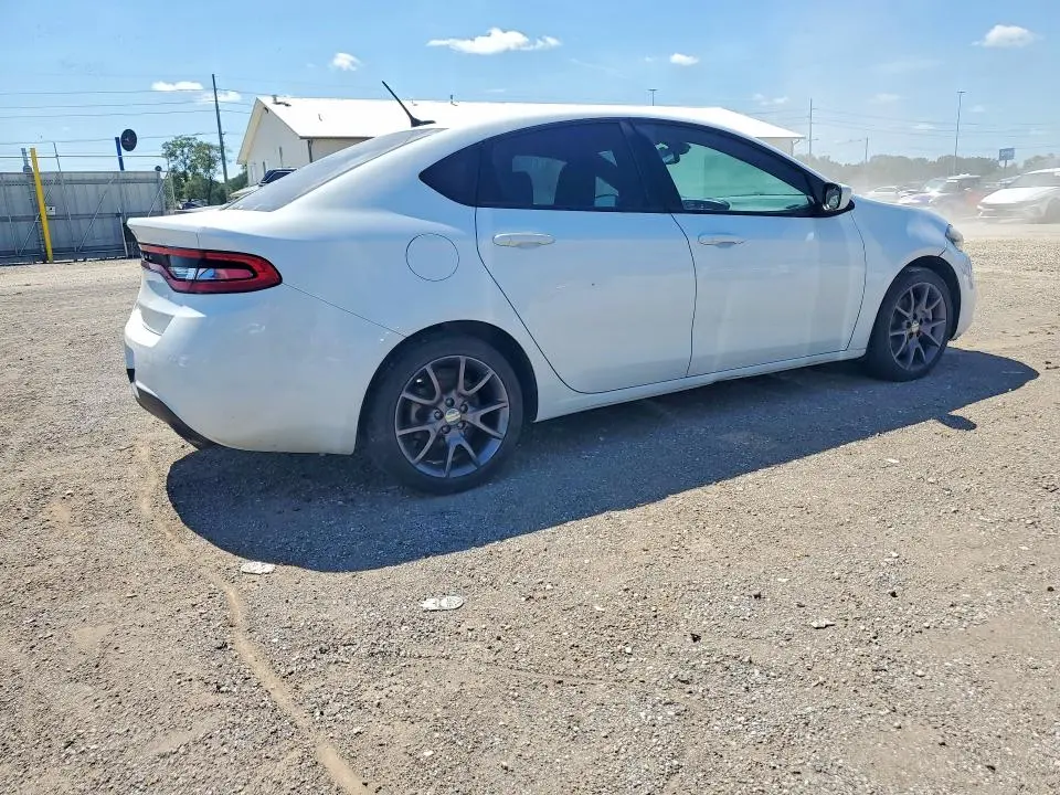 2016 DODGE DART SXT  