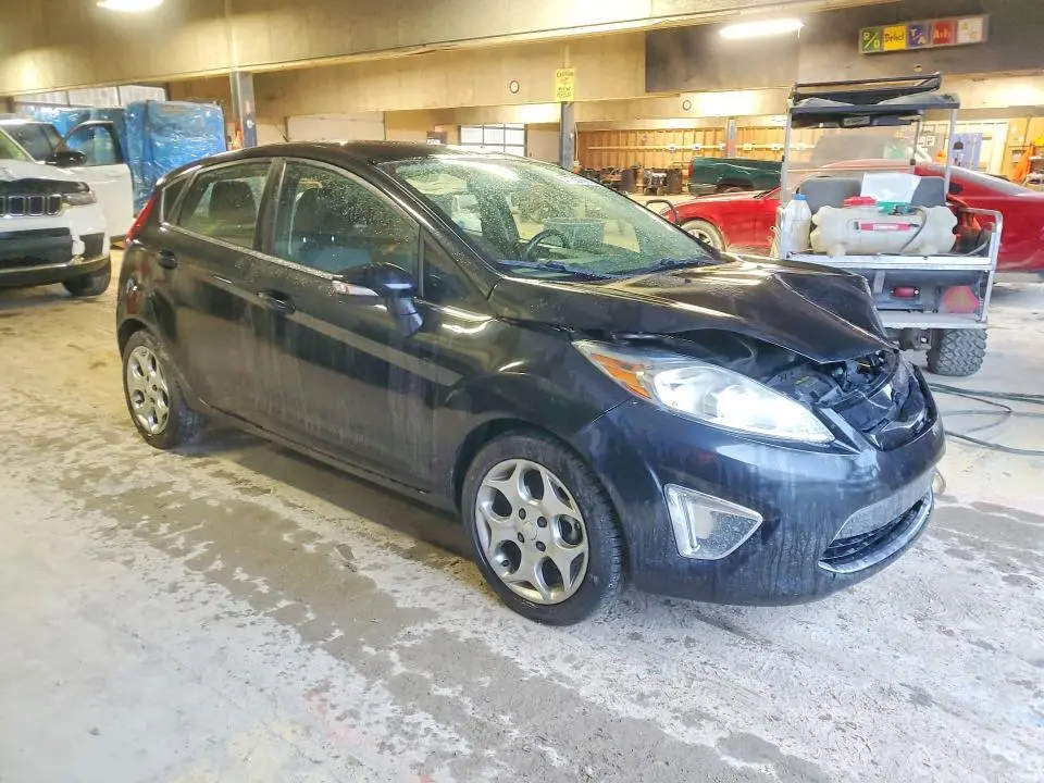 2011 FORD FIESTA SES  