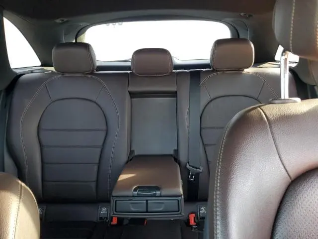 2016 MERCEDES-BENZ GLC 300  