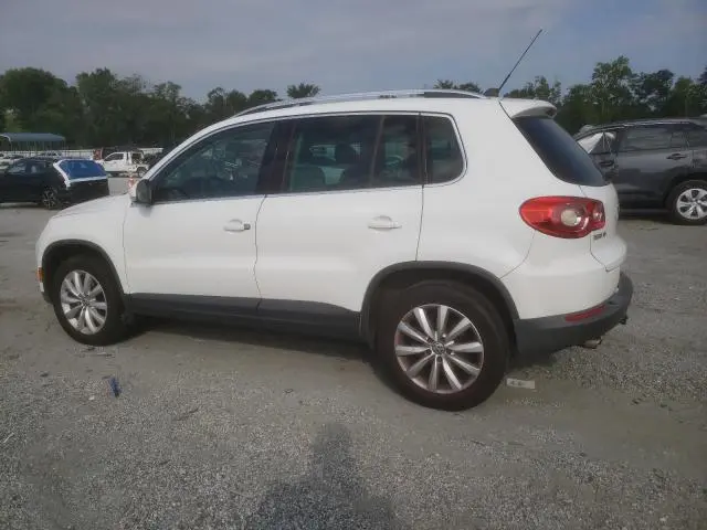 2011 VOLKSWAGEN TIGUAN S  