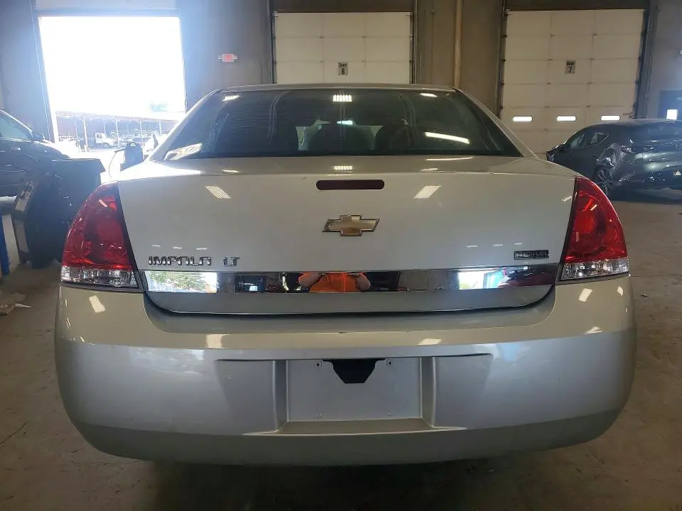 2011 CHEVROLET IMPALA LT  