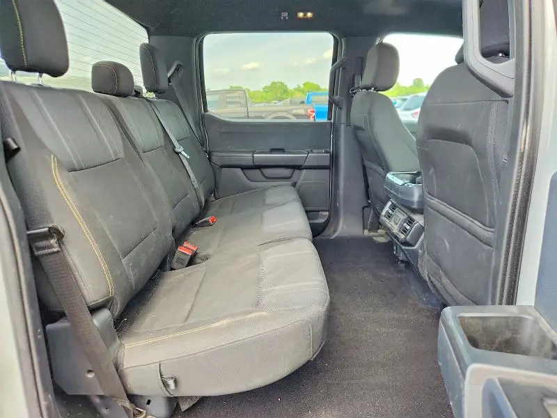 2024 FORD F150 STX  