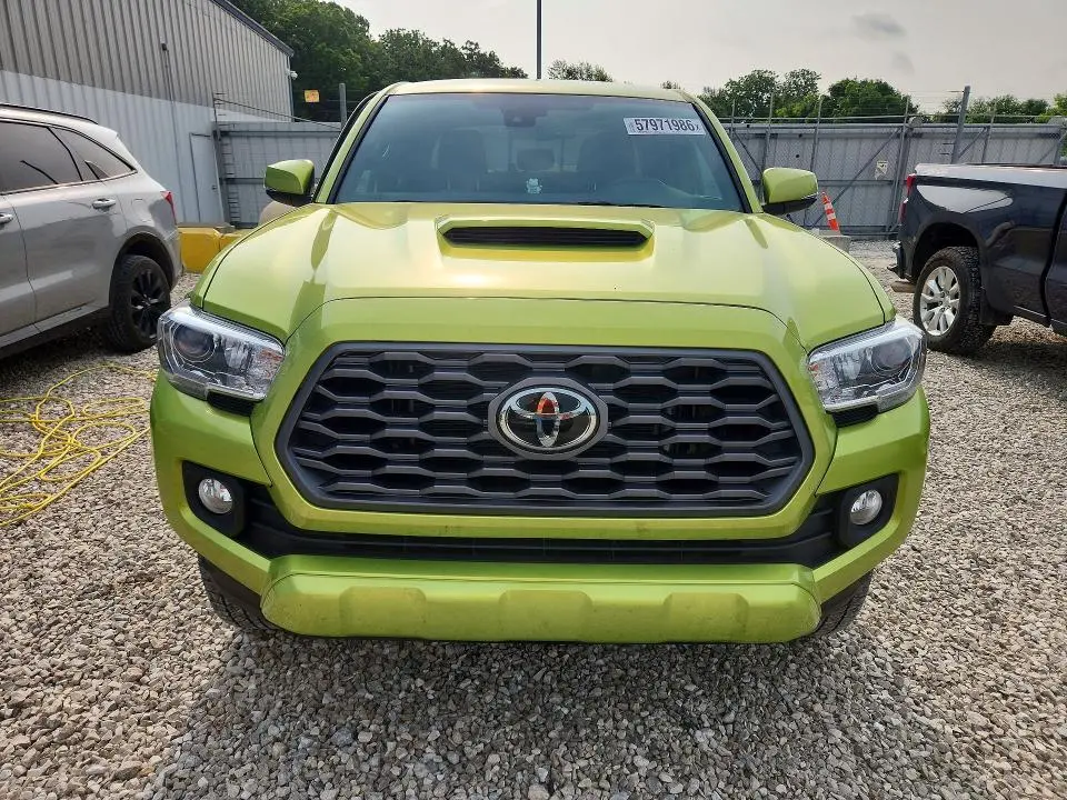 2023 TOYOTA TACOMA TRD SPORT  
