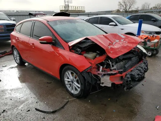 2015 FORD FOCUS SE  