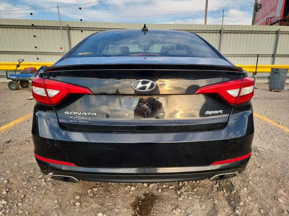 2015 HYUNDAI SONATA SPORT  