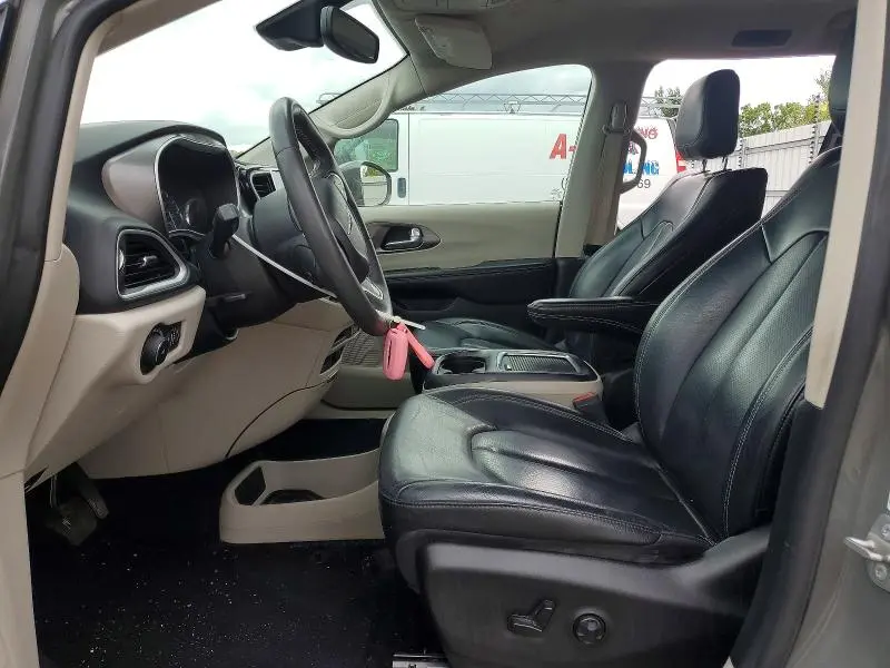 2022 CHRYSLER PACIFICA TOURING L  