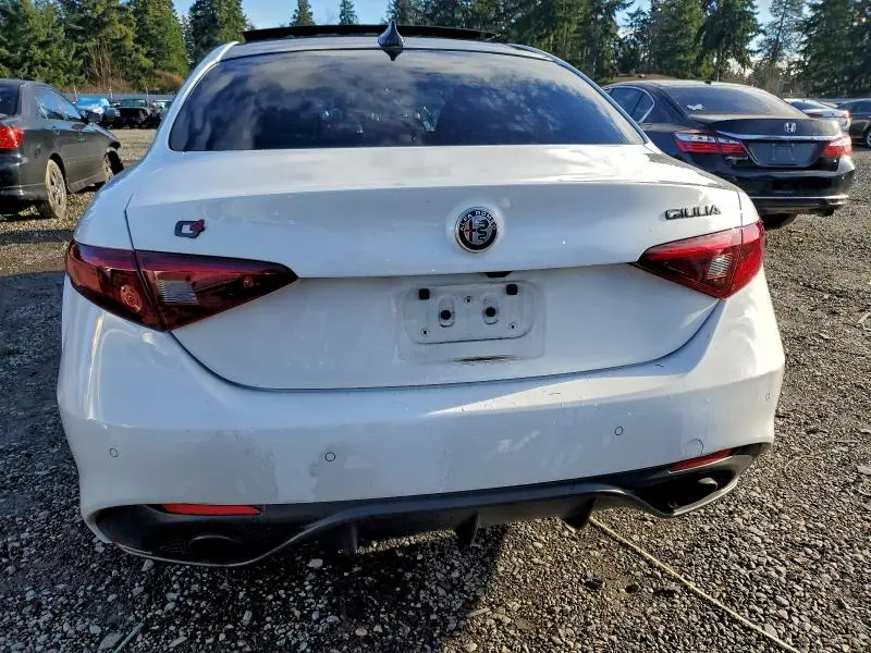 2020 ALFA ROMEO GIULIA   