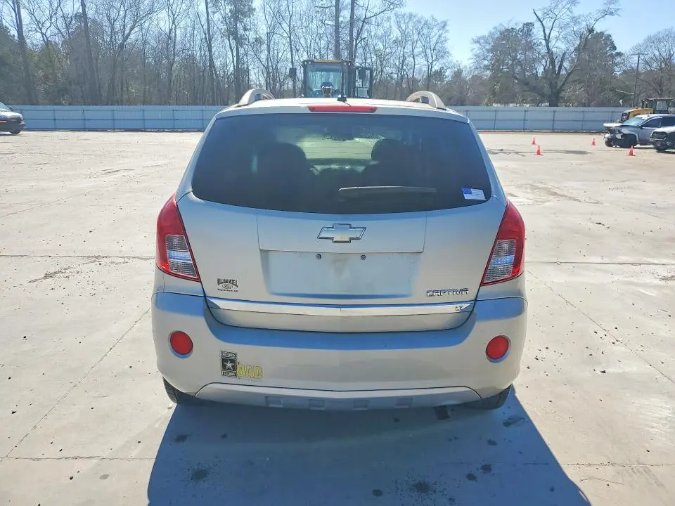2014 CHEVROLET CAPTIVA LT  