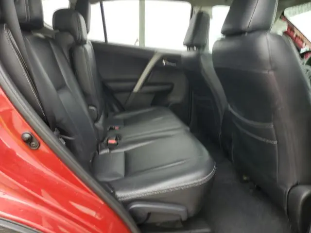 2016 TOYOTA RAV4 XLE