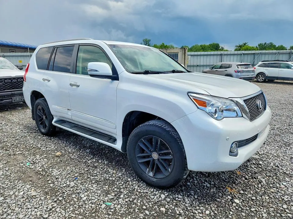 2013 LEXUS GX 460  