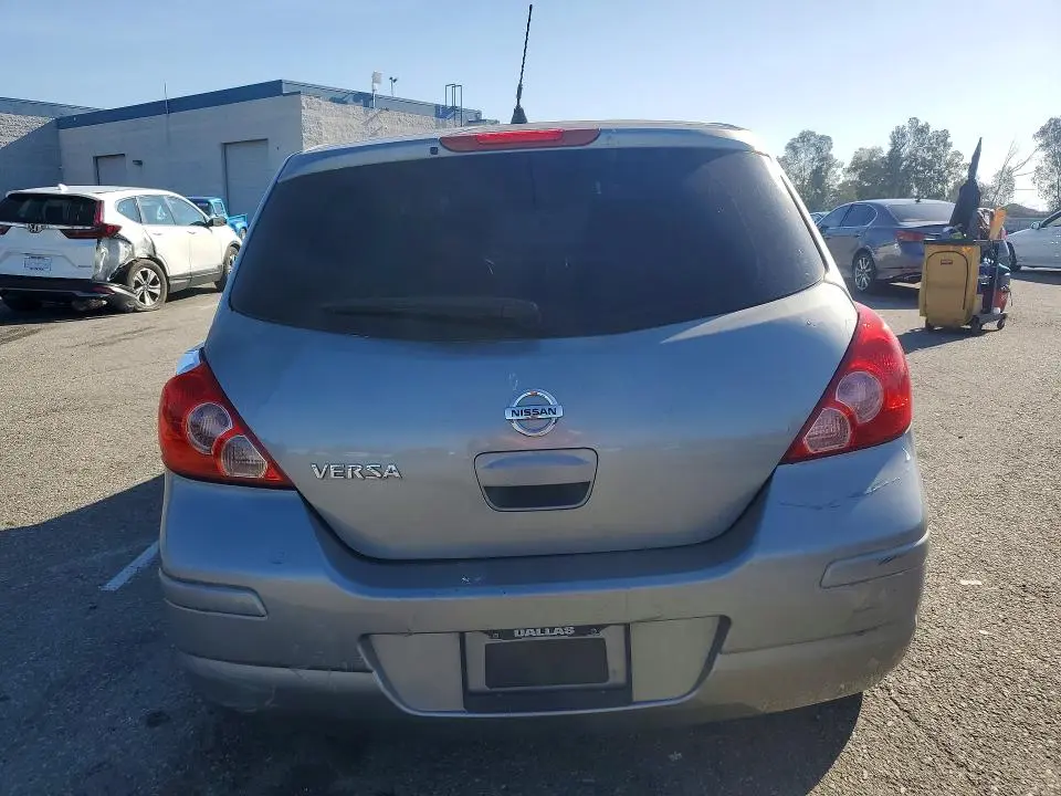 2012 NISSAN VERSA 1.8 S  