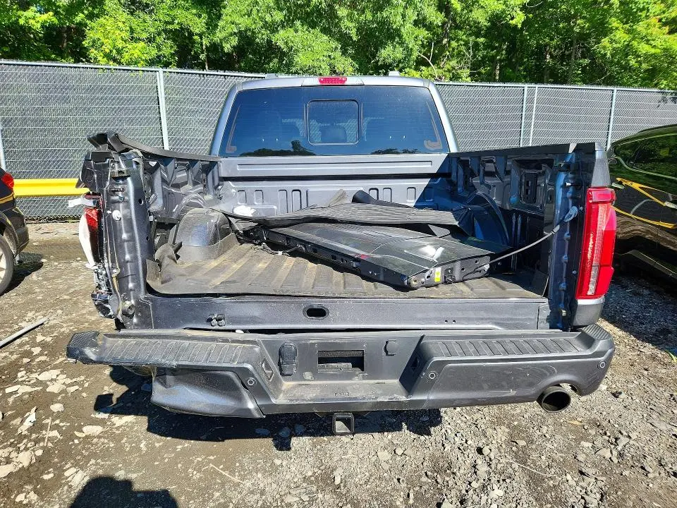 2025 FORD F150 LARIAT  