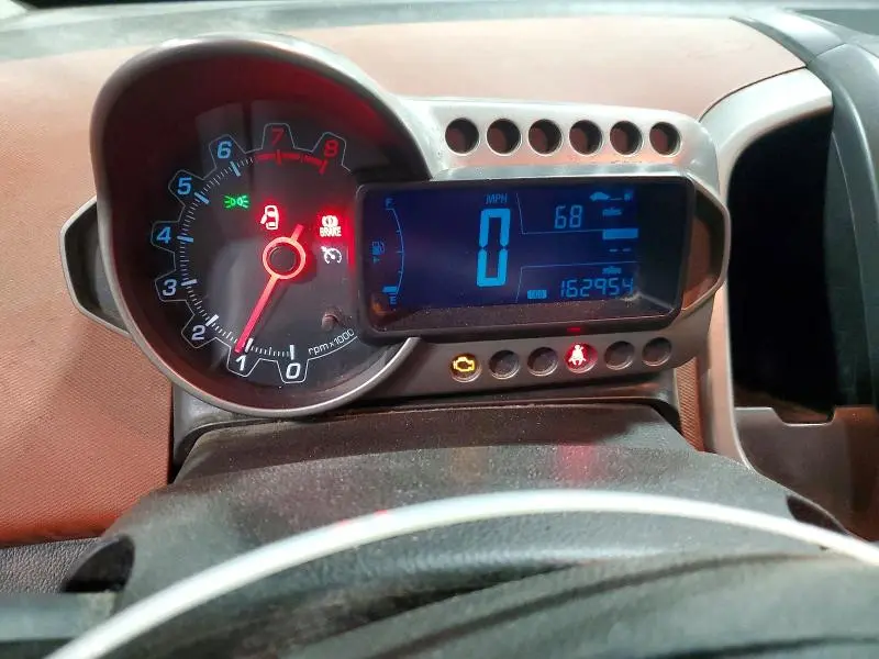 2015 CHEVROLET SONIC LT  