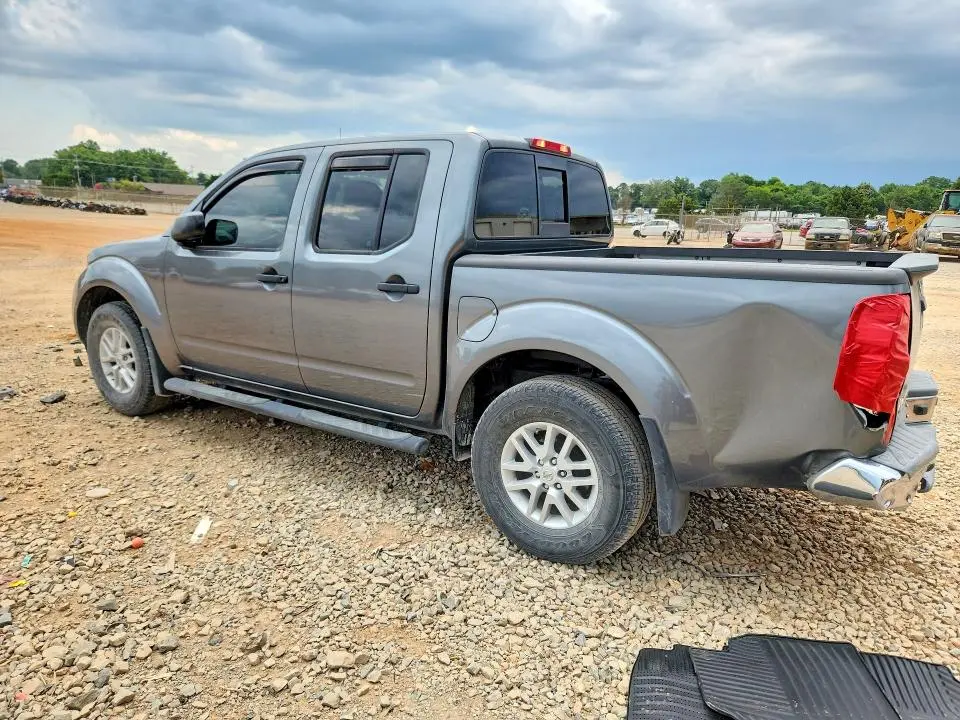 2018 NISSAN FRONTIER SV  