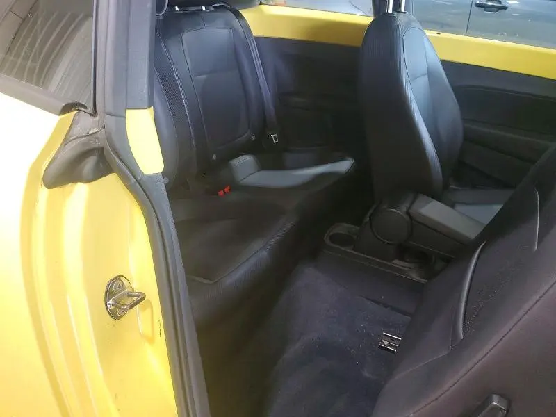 2013 VOLKSWAGEN BEETLE   