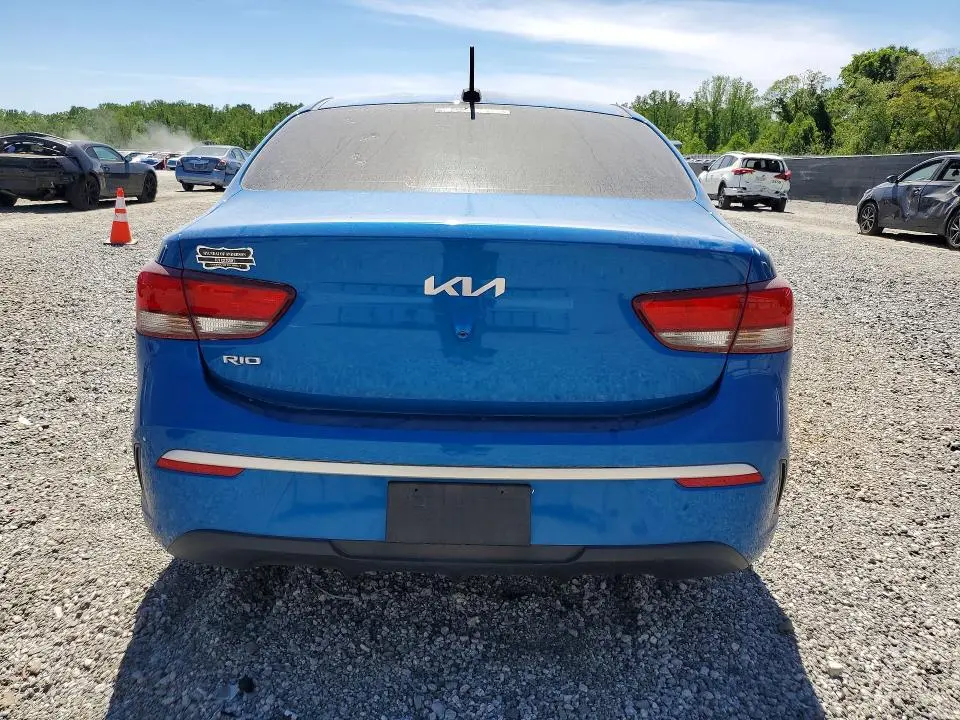 2022 KIA RIO S  