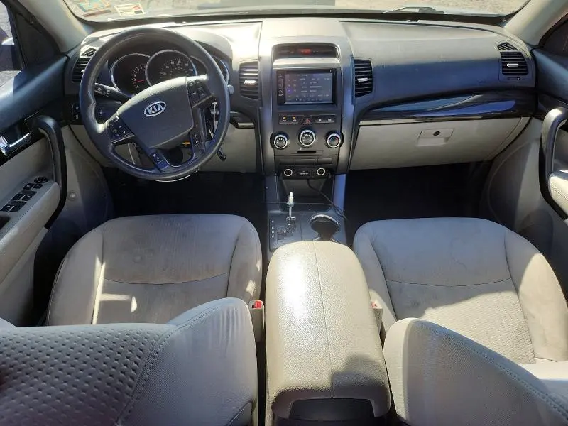 2011 KIA SORENTO LX  