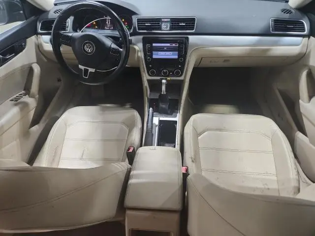 2012 VOLKSWAGEN PASSAT SE