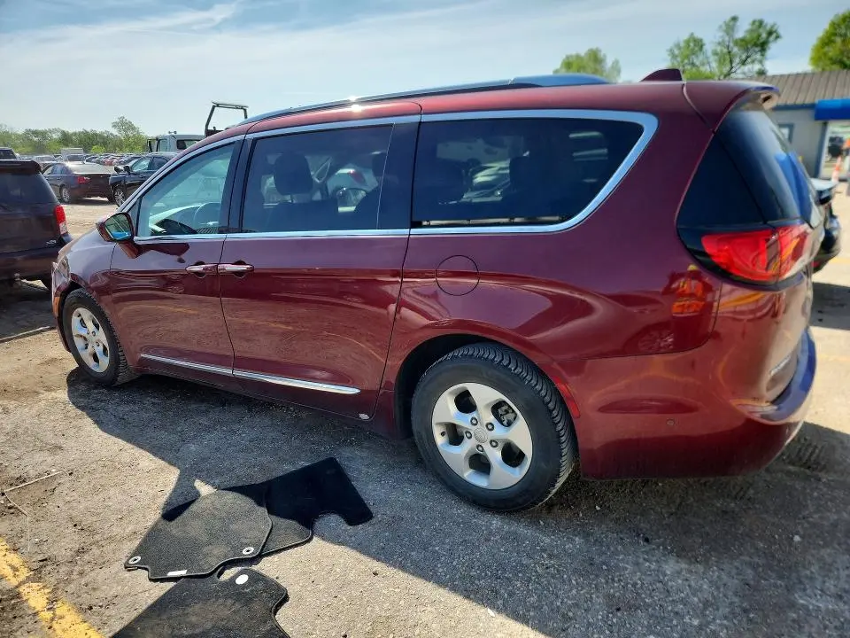 2017 CHRYSLER PACIFICA TOURING L PLUS  