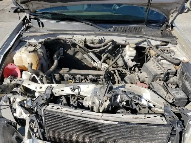 2010 FORD ESCAPE XLT  