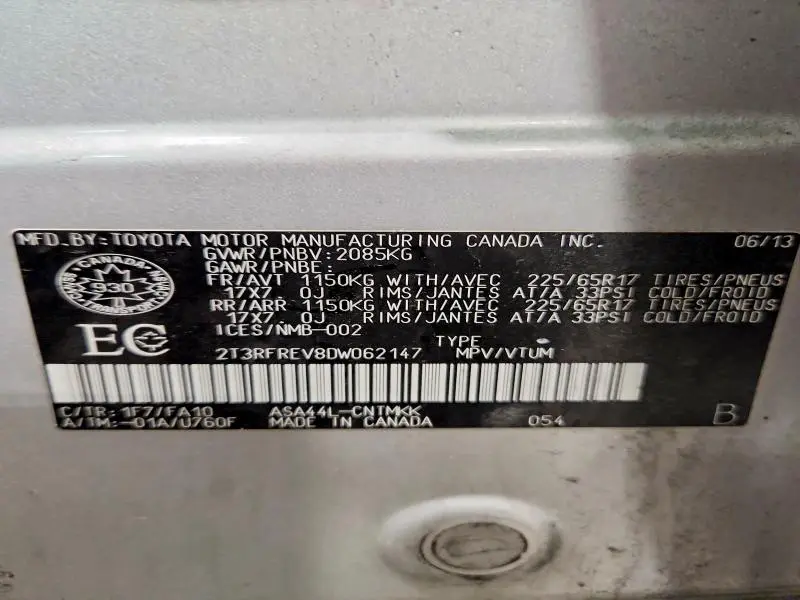 2013 TOYOTA RAV4 XLE  