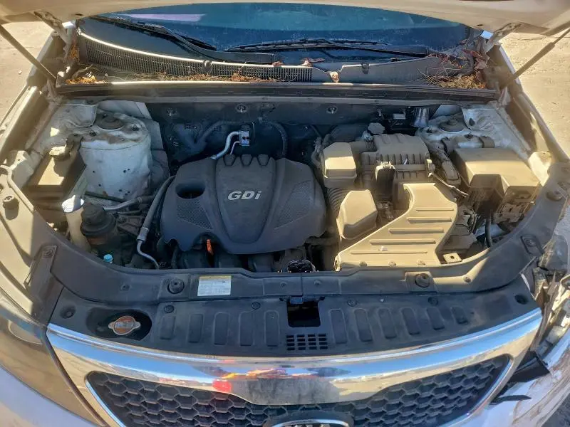 2012 KIA SORENTO BASE  