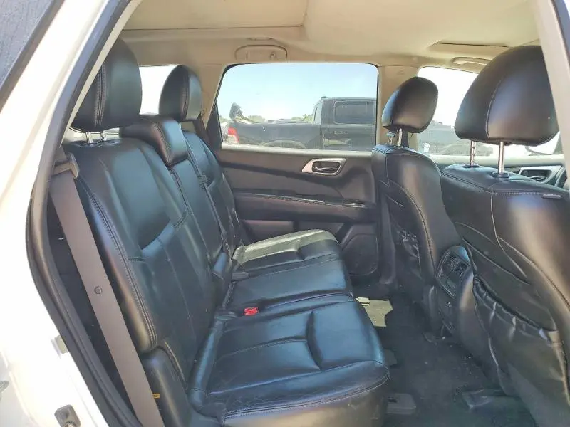 2013 NISSAN PATHFINDER S  