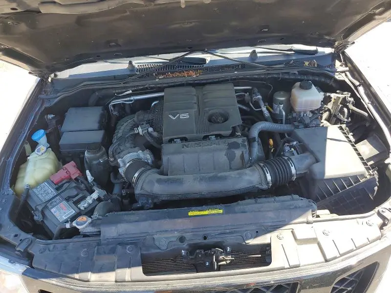 2021 NISSAN FRONTIER SV  