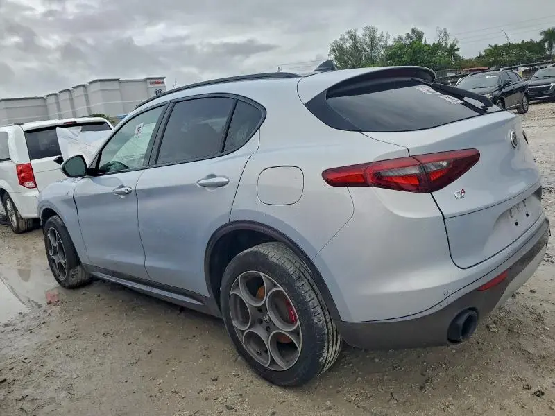 2022 ALFA ROMEO STELVIO TI  