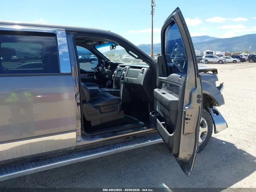 2011 FORD F-150 LARIAT