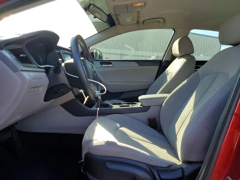 2018 HYUNDAI SONATA SE  