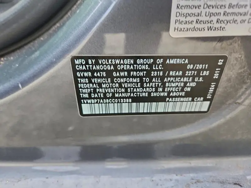 2012 VOLKSWAGEN PASSAT SE  