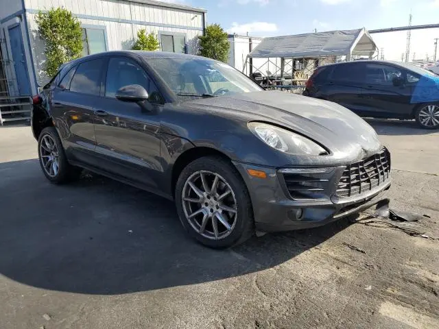 2017 PORSCHE MACAN   