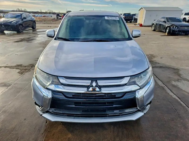 2016 MITSUBISHI OUTLANDER SE  