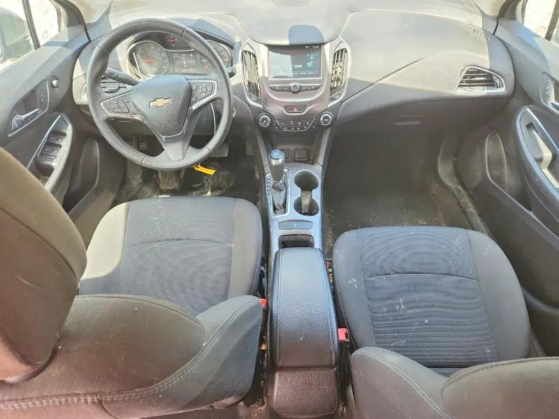 2017 CHEVROLET CRUZE LT  