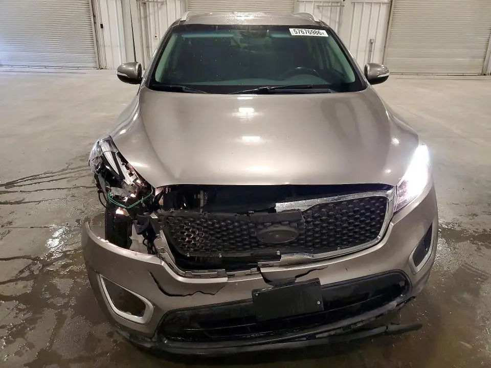 2018 KIA SORENTO LX  